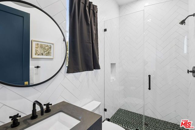7500 Stewart Avenue, Los Angeles, CA 90045