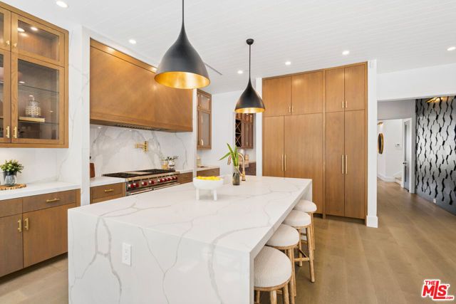 7500 Stewart Avenue, Los Angeles, CA 90045