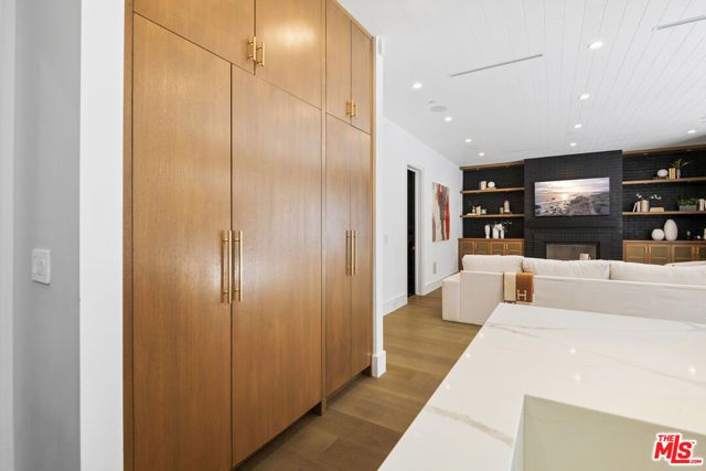 7500 Stewart Avenue, Los Angeles, CA 90045