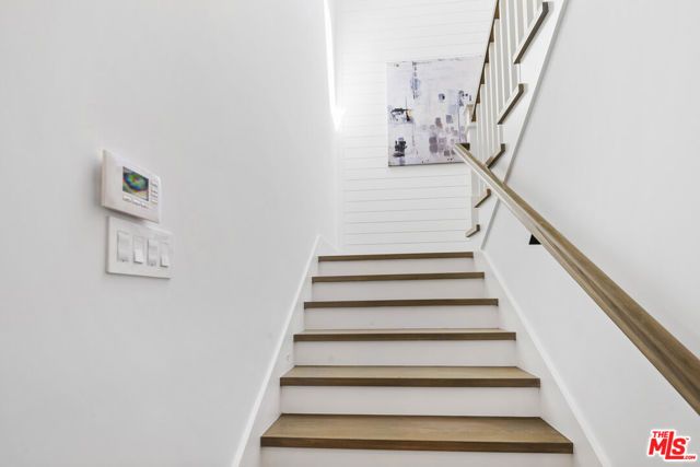 7500 Stewart Avenue, Los Angeles, CA 90045