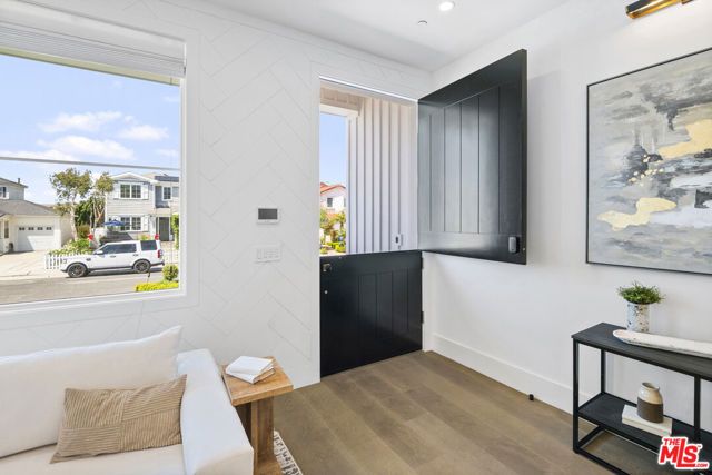 7500 Stewart Avenue, Los Angeles, CA 90045