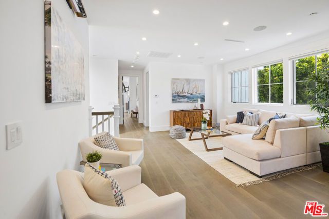 7500 Stewart Avenue, Los Angeles, CA 90045
