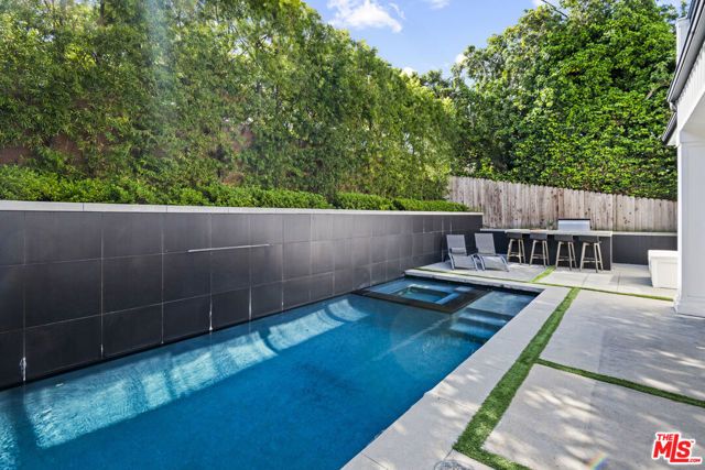 7500 Stewart Avenue, Los Angeles, CA 90045