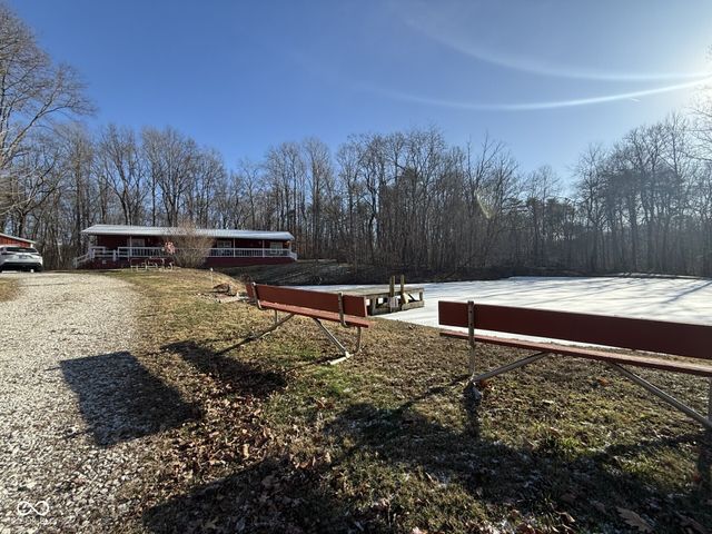 2154 Hornettown Road, Morgantown, IN 46160