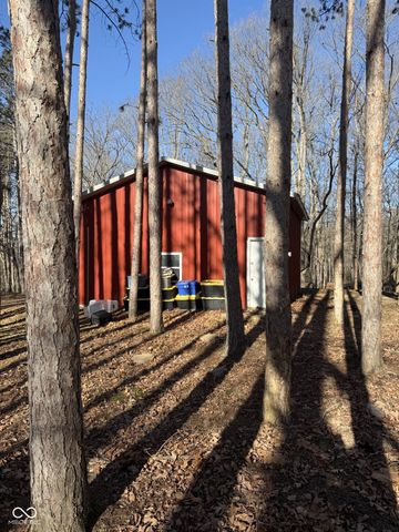 2154 Hornettown Road, Morgantown, IN 46160