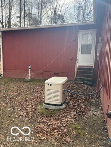 2154 Hornettown Road, Morgantown, IN 46160