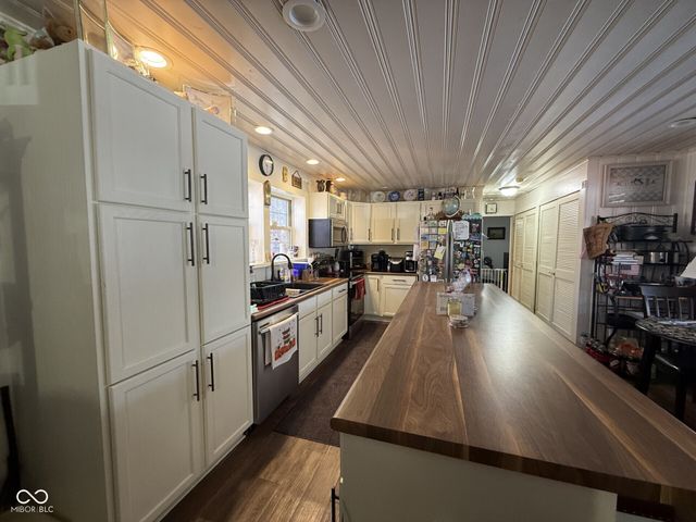 2154 Hornettown Road, Morgantown, IN 46160