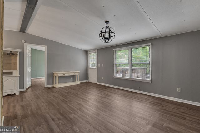 4 Cottonwood Circle, Sharpsburg, GA 30277