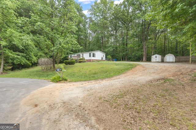 4 Cottonwood Circle, Sharpsburg, GA 30277