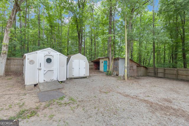 4 Cottonwood Circle, Sharpsburg, GA 30277