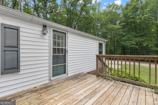 4 Cottonwood Circle, Sharpsburg, GA 30277