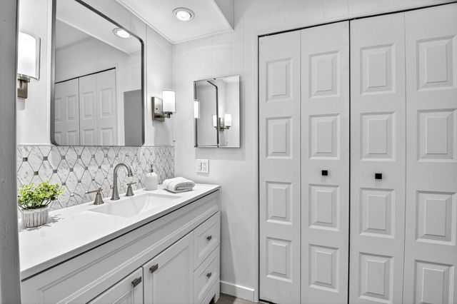 32011 Domingo Bay, Boynton Beach, FL 33436