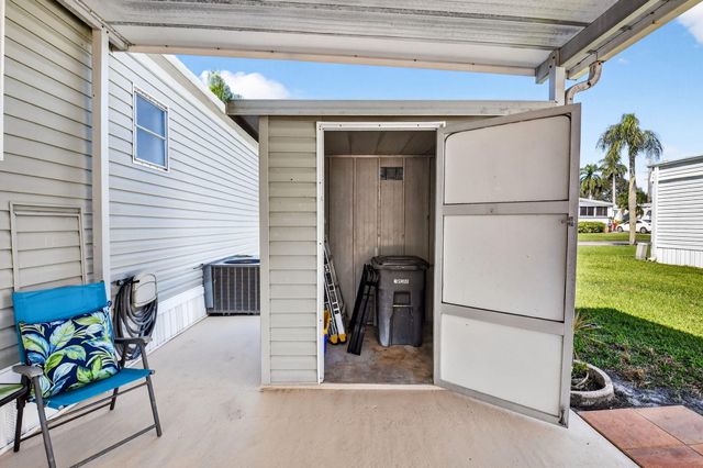 32011 Domingo Bay, Boynton Beach, FL 33436