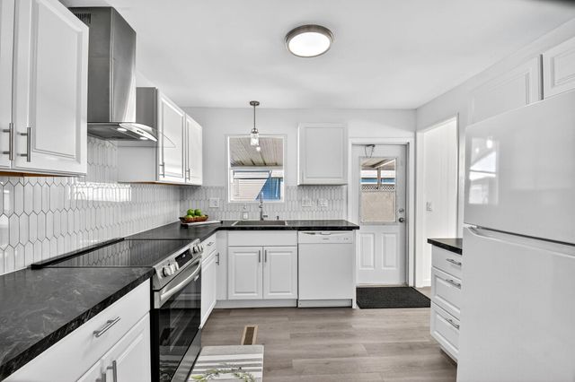32011 Domingo Bay, Boynton Beach, FL 33436