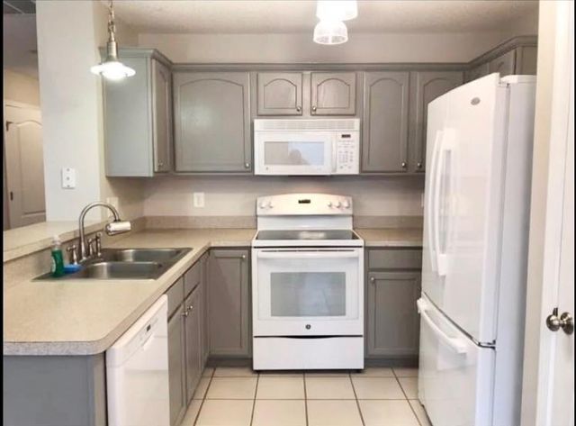 219 Fox Creek Boulevard, Woodstock, GA 30188