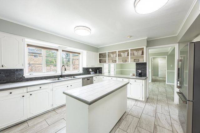 43 Parkway Cr, Houma, LA 70364