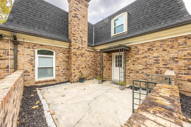 43 Parkway Cr, Houma, LA 70364