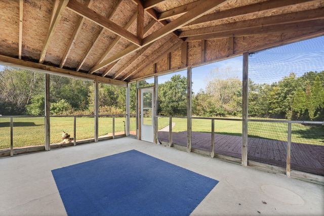 6804 Swan Lane, Schererville, IN 46375