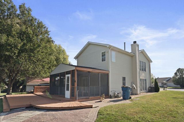 6804 Swan Lane, Schererville, IN 46375