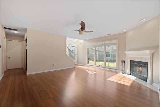 6804 Swan Lane, Schererville, IN 46375