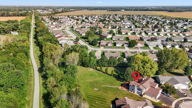 6804 Swan Lane, Schererville, IN 46375
