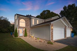 6804 Swan Lane, Schererville, IN 46375
