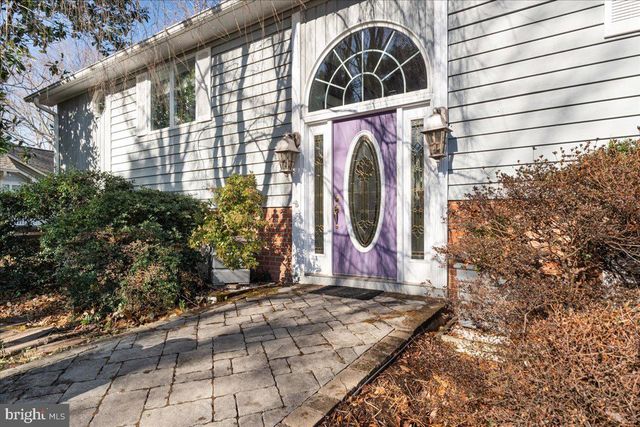 1031 LAKEMOUNT DR, Moneta, VA 24121
