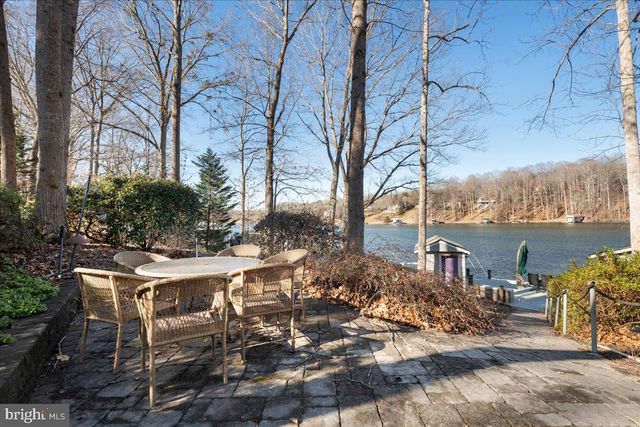 1031 LAKEMOUNT DR, Moneta, VA 24121