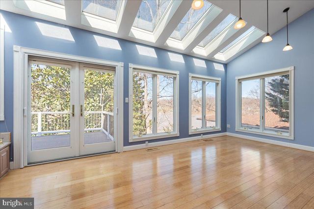 1031 LAKEMOUNT DR, Moneta, VA 24121