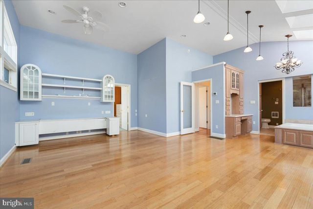 1031 LAKEMOUNT DR, Moneta, VA 24121