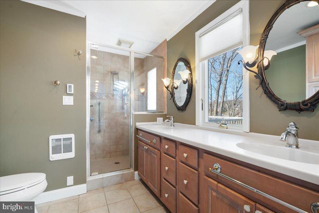 1031 LAKEMOUNT DR, Moneta, VA 24121