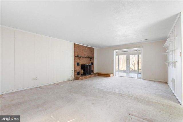 1031 LAKEMOUNT DR, Moneta, VA 24121