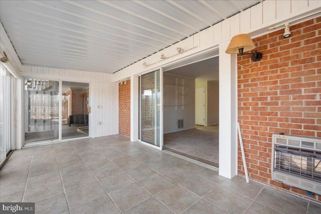 1031 LAKEMOUNT DR, Moneta, VA 24121
