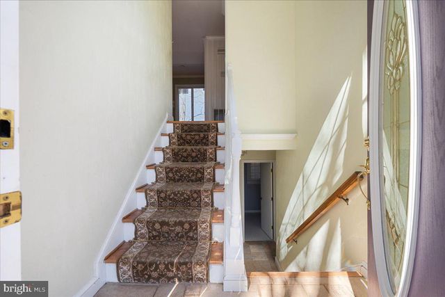 1031 LAKEMOUNT DR, Moneta, VA 24121