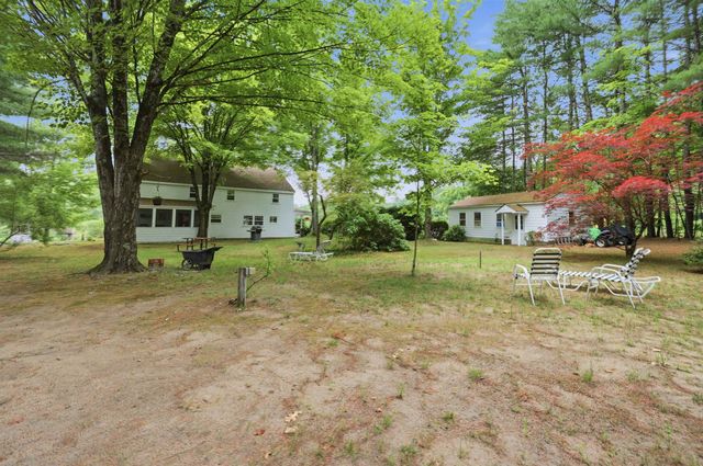 65 Chester Road, Raymond, NH 03077