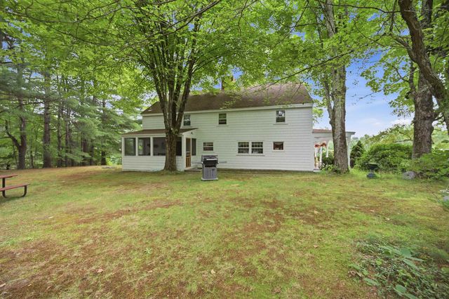 65 Chester Road, Raymond, NH 03077