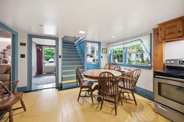 65 Chester Road, Raymond, NH 03077