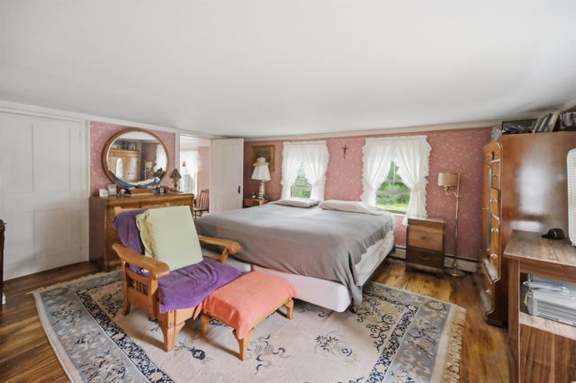 65 Chester Road, Raymond, NH 03077