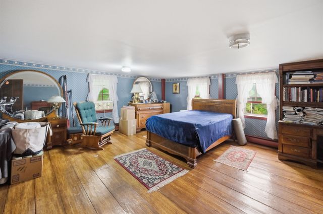 65 Chester Road, Raymond, NH 03077