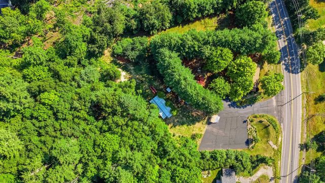 65 Chester Road, Raymond, NH 03077
