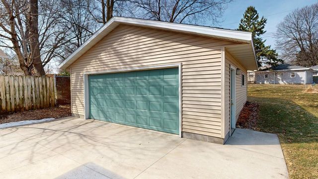2315 14th Avenue NW, Rochester, MN 55901