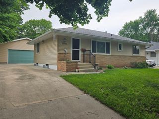 2315 14th Avenue NW, Rochester, MN 55901