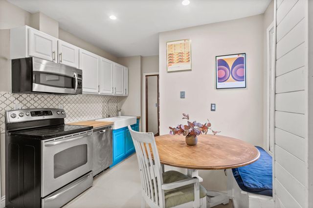 1155 Seminary Avenue, Saint Paul, MN 55104