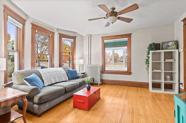 1155 Seminary Avenue, Saint Paul, MN 55104