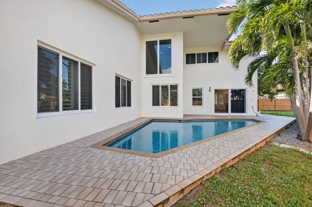 4517 NW 5th Avenue, Boca Raton, FL 33431