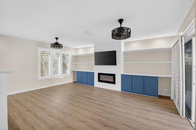 4517 NW 5th Avenue, Boca Raton, FL 33431