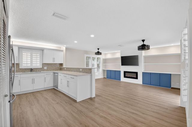 4517 NW 5th Avenue, Boca Raton, FL 33431