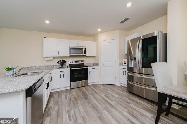 131 Catalpa Road, Milner, GA 30257
