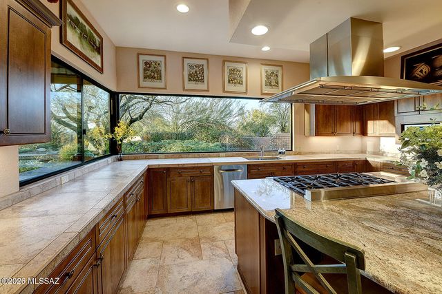 4577 N Placita De Las Chacras, Tucson, AZ 85718