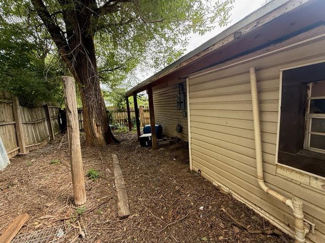 421 N Barker Avenue, El Reno, OK 73036